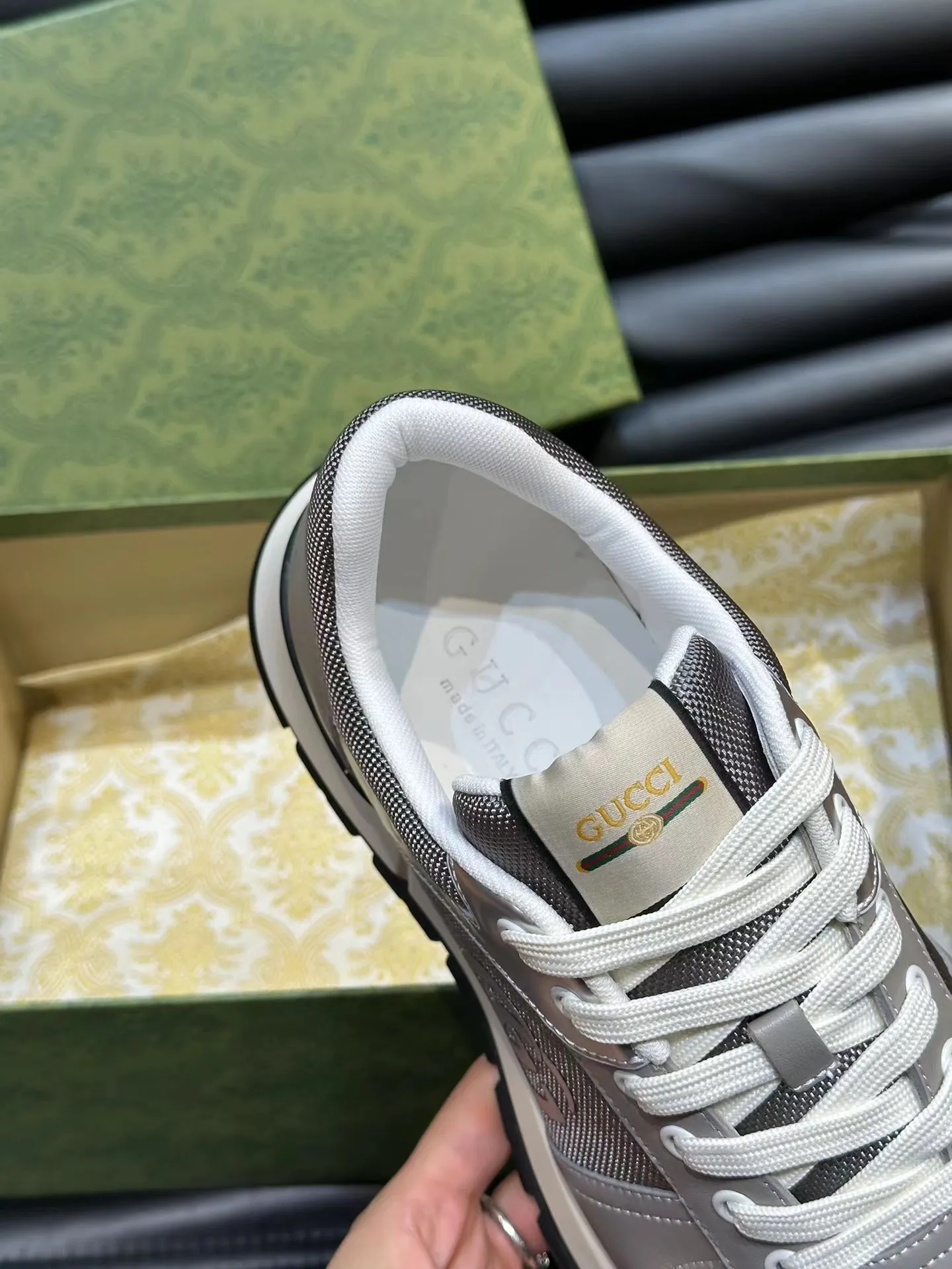 Factory price: 460💰Gucci new men's shoes GUCCI [Lightning] latest shoes are shipped. Original quality, fashionable, made of special materials, sheepskin lining, brand new packaging. The foot feels super comfortable and the workmanship is impeccable. Size: 38-45, Dingyi 45